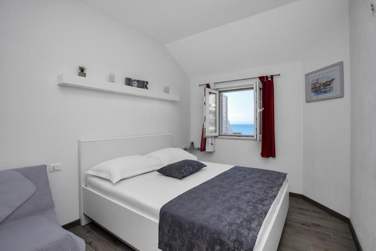 Apartments By The Sea Drasnice, Makarska - 2581 エクステリア 写真