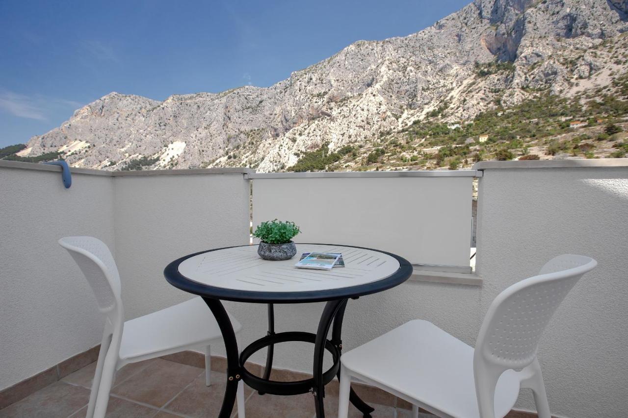 Apartments By The Sea Drasnice, Makarska - 2581 エクステリア 写真